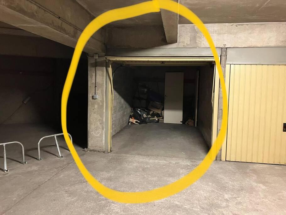 Paris : Appartement Familial Avec Parking Prive クリシー エクステリア 写真